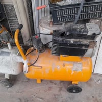 جك ثقيل ٥٠ الف كمبريسر انجيكو الاصفر ١٠٠ الف شغال ستندر على وضع الشركه...