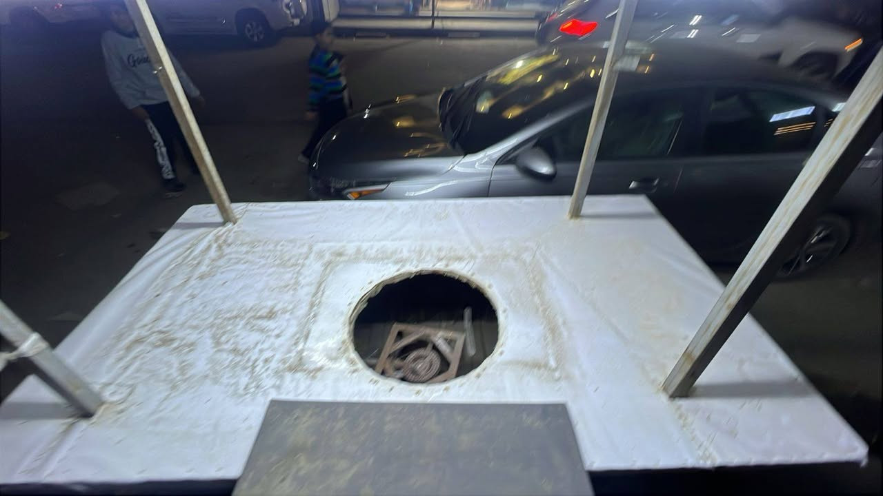 السلام عليكم 
عربانه للبيع 
عنوان البلديات 
ستفسار 
***********
