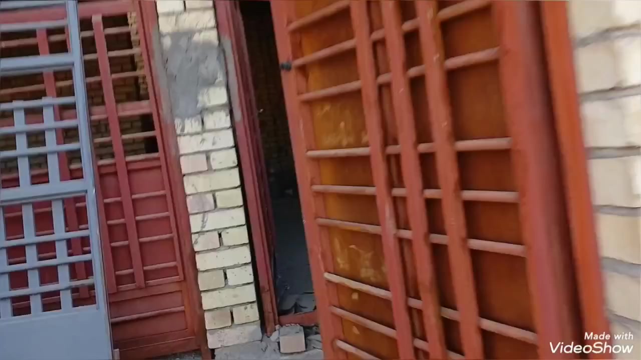 الهيكل البيع بل الامين  سكينه ٨٠ متر مربع بشارع ١٥ مدخل البانزيخانه ٧ فرع عل يمنه  تفاصيل أبناء مدخل مطبخ مدخل الاستقبال صحيات خارجيه منور صحيات داخليه طابق ثاني صحيات + غرفتين  طابق ثاني بدون سكف  ملاحضه تكدر  تقدم ويه لبيوت بصفك متقدمين تقربن مترين سند ٢٥ هاذ رقمي  *********** سعر مال بيع مستعجل مو سعره ٥٨
