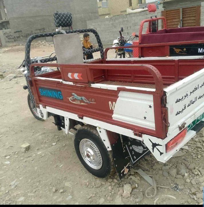 سلام عليكم ستوته لبيع موديل 21 الستوته أوراق كامله مكينه 24 شاصي رقبه مكفولات استوته  احله من الصوره تخم تاير مكان بغداد زعفرانيه خابر وبيك خير ودلل هاذه رقمي ***********
