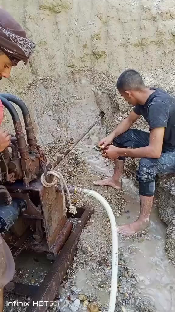 حفاره للبيع حفر عيون تحت الابار الاتصال ***********
