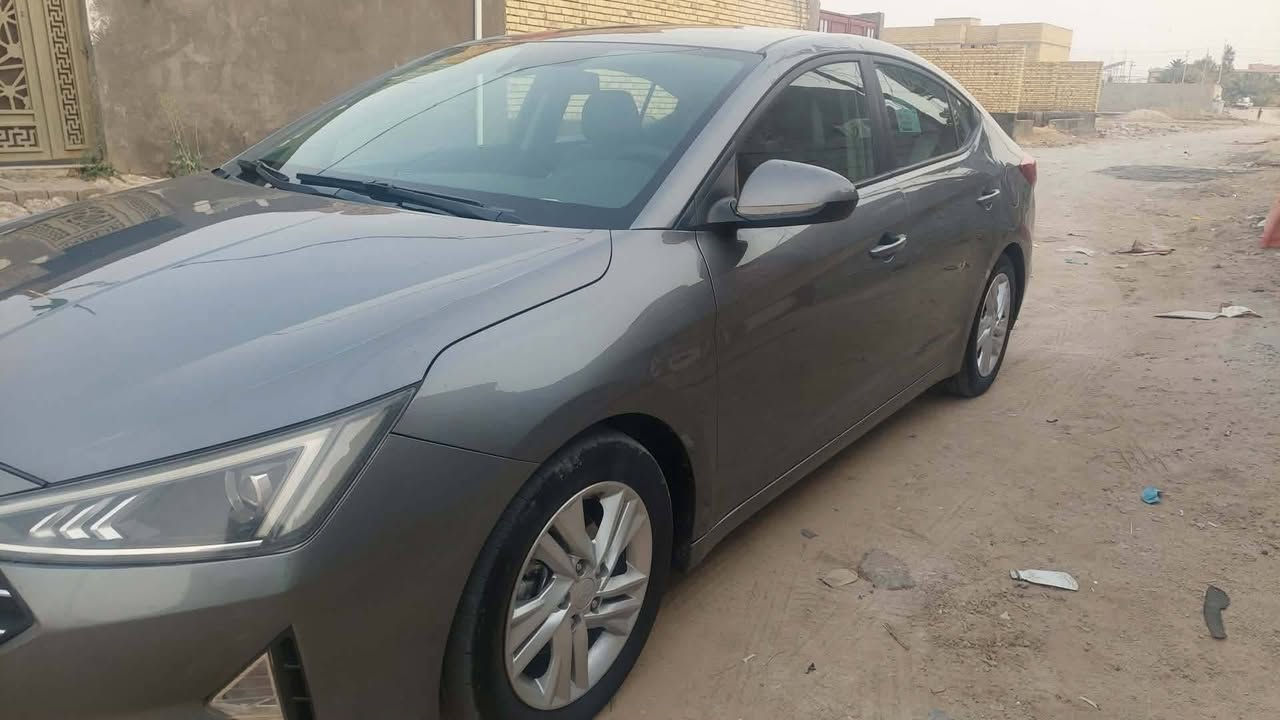 الانترا 2019
مكفوله كفاله عامه بغض النضر عن البارد
السعر 122 وبيها مجال بسيط 
رقم بصره 
مكان السياره الناصريه 
***********
