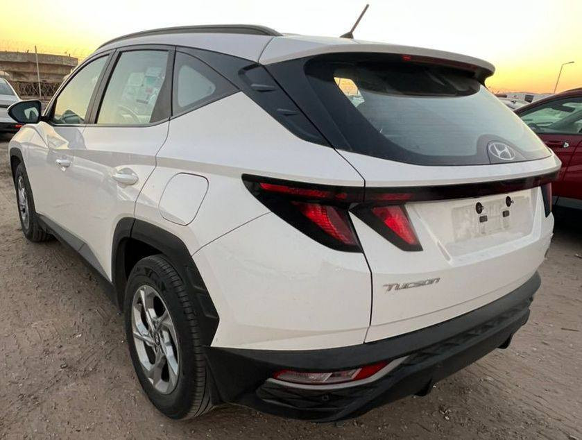 توكسان 2024 خليجي كويتي 
 كفاله عامه ماشيه 19الف كيلو 
بصمه محرك دوش
موعد الوصول 3  ايام من تاريخ الشراء
السعر 168 واصل البصره بدون كمرك

للاستفسار ***********
