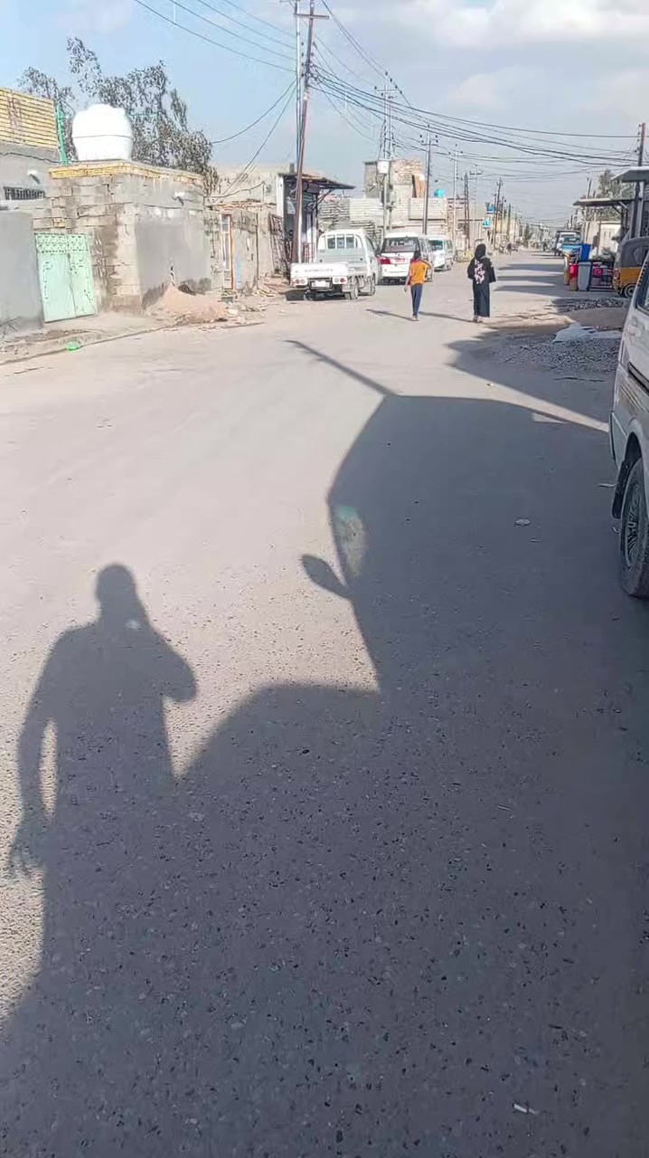 سلام عليكم بيت للبيع سبع قصور شارع قاسم الوكيل ع الشارع سند ٢٥ مشترك تاخذ نسخه من السند مساحه ١٠٠ متر بناء ٢٠١٩ بلوك رقمي ***********
