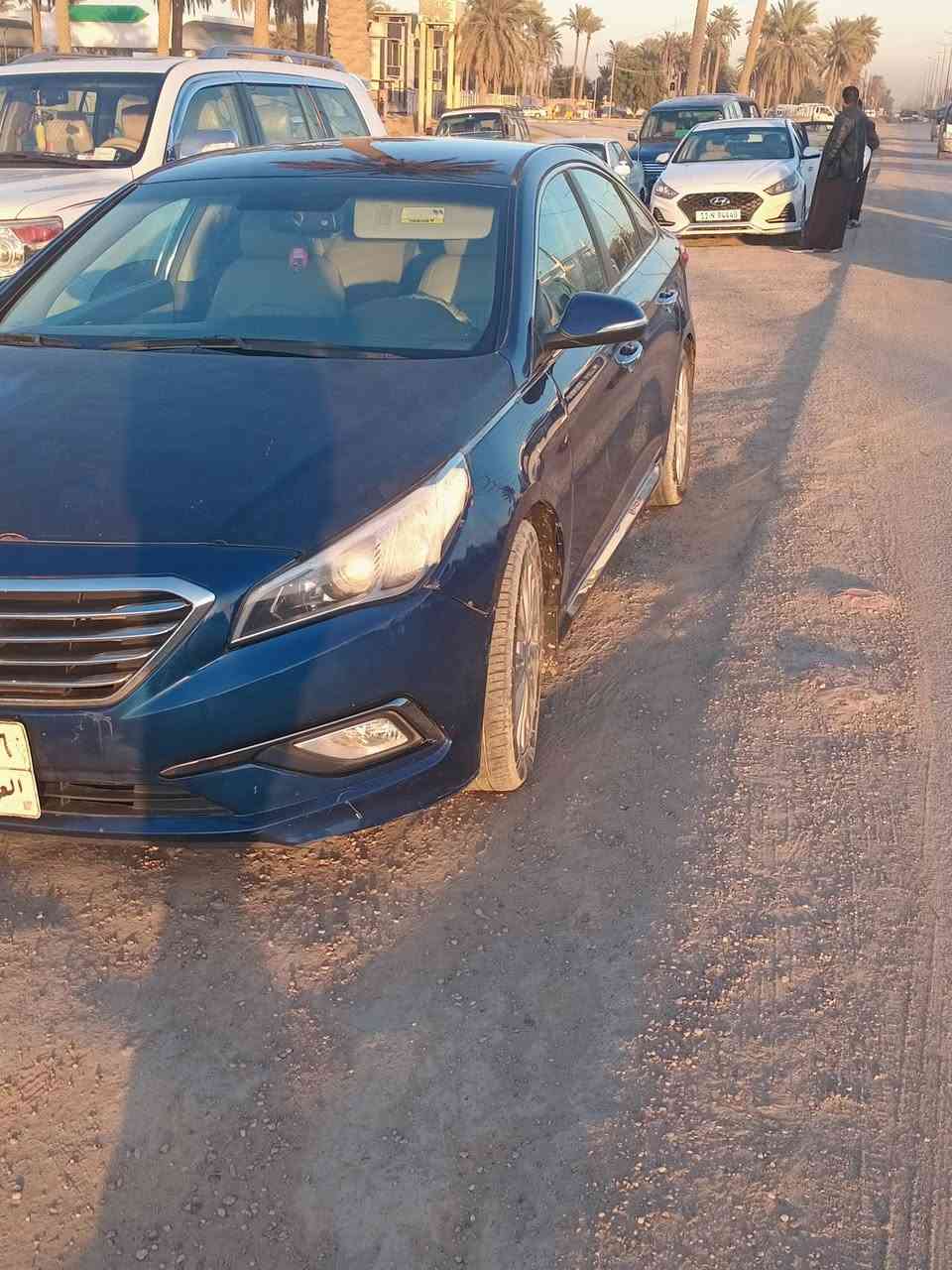 سيارة سوناتا للبيع موديل 2015 وارد أمريكي  فول عدا الفتحة محرك كير مكفولات
بصمة و بصمة أبواب.
تحكمات ستيرن.
رادارات.
مانع انزلاق.
كشنات الأمامية كهربائية
كامرة خلفية.
حادثها بسيط بجم.
الشراي الاتصال على الرقم أو الواتساب***********
