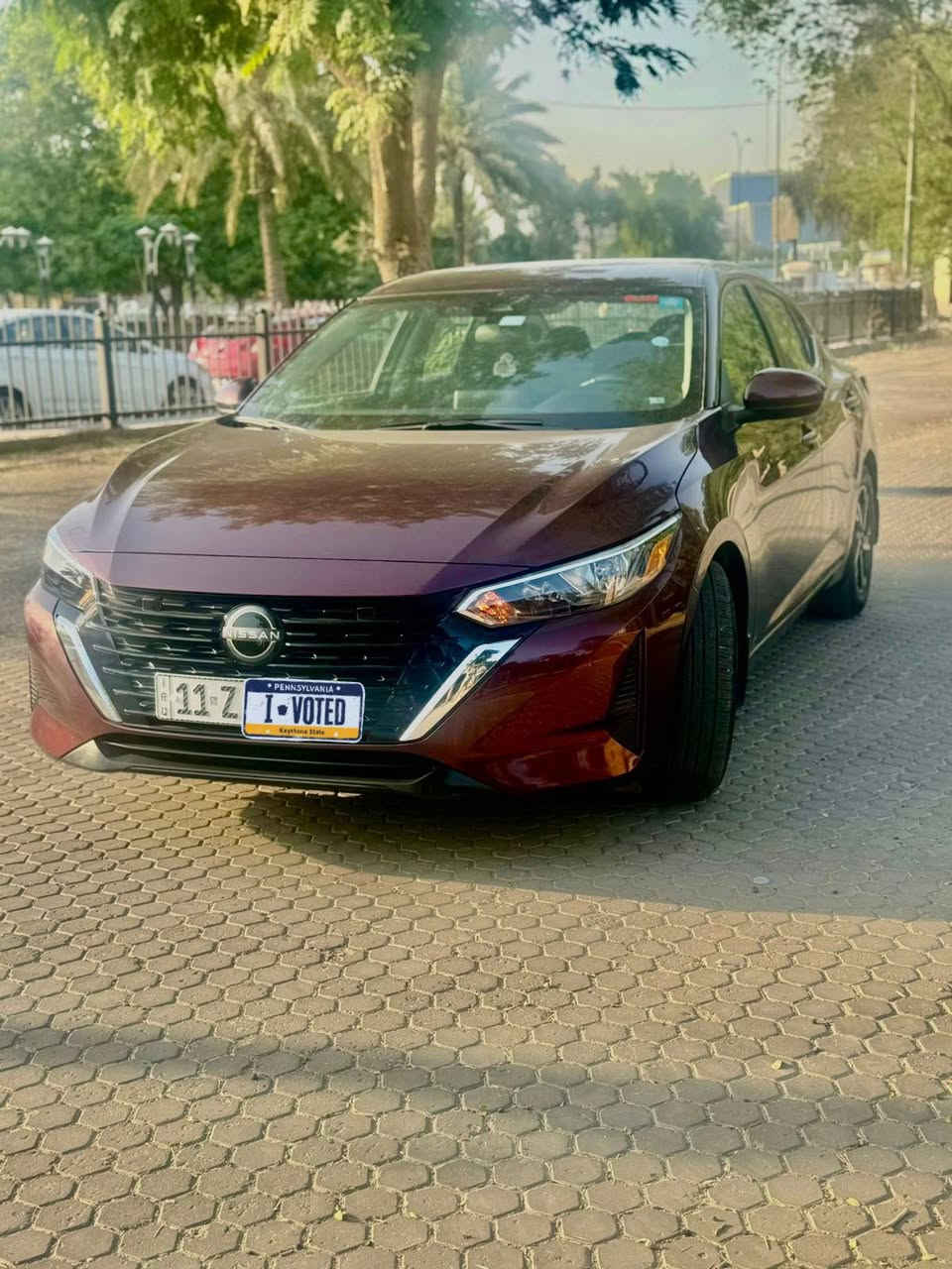 سلام عليكم نيسان سنترا 2024 sv رقم بغداد جديد وهزه جديده السياره بدون صبغ ودعامية كبس لون كرزي ماشية 18 الف السياره بعده جديده ومواصفاته معروفه السياره صور حادثه موجوده بالمنشور قبط الجنطه ومبدله نفس الون حته الدعاميه الخلفيه مالته نفسه مرجعه السياره مستورده على ايدي وبيه طخه موضحه بالصور بالجاملغ الخلفي جهة السايق السعر 165$ وبيه مجال بسيط جداً 
مكاني بغداد ***********
