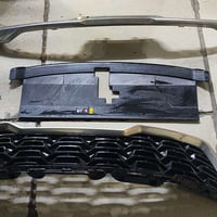 للبيع غراض دعاميةسورينتو امريكي 2024 شباك + نيكل دعاميه + كفر بدنه  اص...