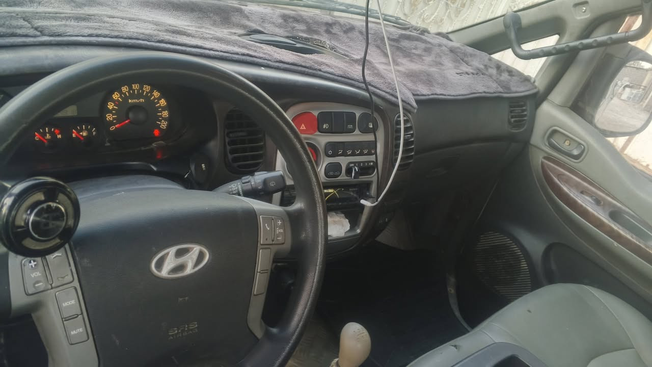 سلام عليكم ليبرو حمل للبيع مديل 2000 جاهزة من كلشي مكينة كير اكسل شاصي مكينة مسكر كير عادي تبريد تدفة تخم تاير امامي خلفي بيضة بسمي صارلي 3 تشر من محولهة رايدهة 65 مكاني بغداد كمالية ***********
