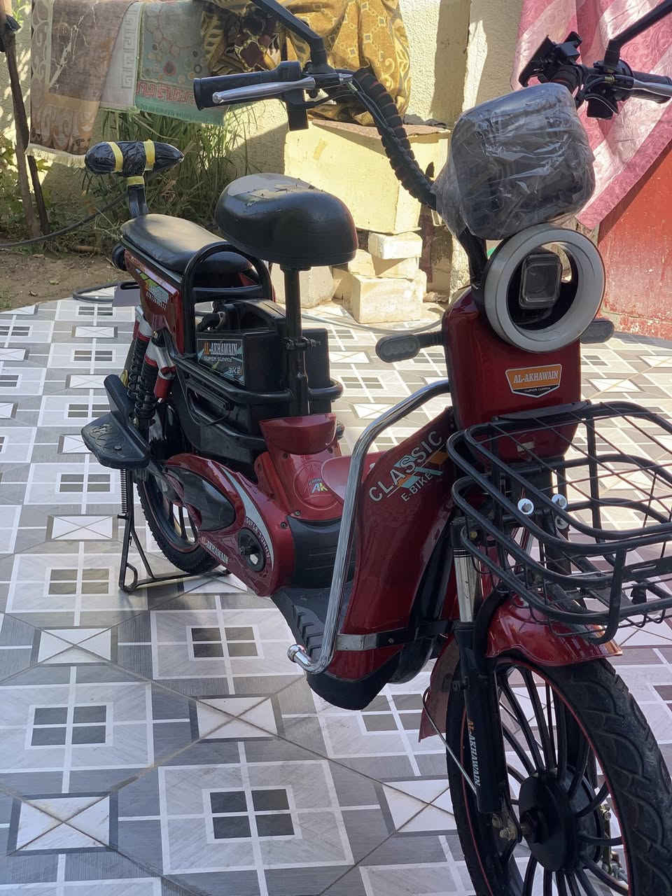 السلام عليكم دراجه شحن حجم 20 كلشي شغال بيها نظافه كدام عينك بطاريات عل فحص اجيك انته قبل متاخد موديل 25 كامله مابيها نقص السعر 450 وبيها مجال المكان الفلوجه قرب مستشفى الجولان الرقم الهاتف
للتواصل ***********
