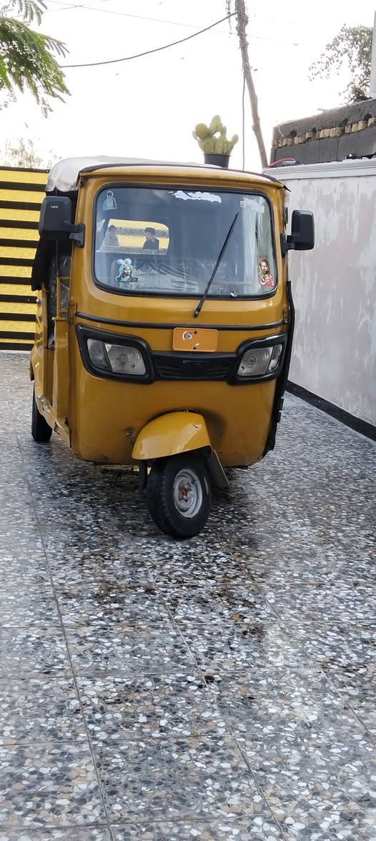 سلام عليكم تكتك تيفيس موديل 18 مكينه 25 برغي مامفتوح بيه تكتك جاهزه كبل لشعل اوراق
اصليه تترقم كله جديد كهربايات كله شغاله 3200 وبيه مجال بسيط مكاني بغداد بوبشام ***********
