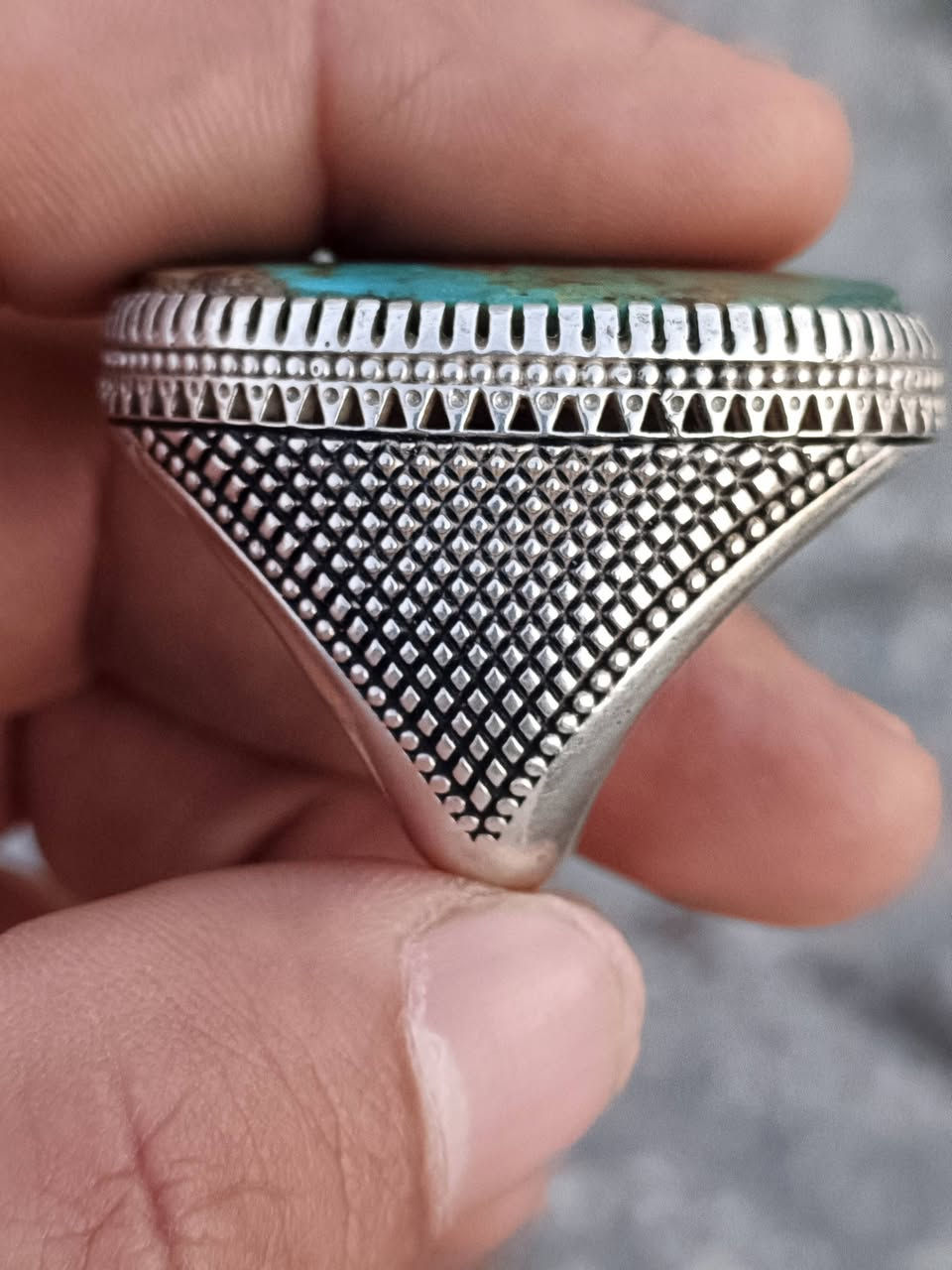 نشابوري تفاحي ضخم للبيع سعر خاص
***********
