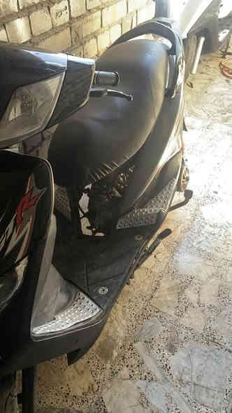 السلام عليكم درجه ثعل ملغومه تزويد وياله امامي خلفي رياضي دواسات كاعيه رياضي يدات بريك رياضي عضمه wf صالنصه رياضي جرص سواد قبق فلاوين رياضي كور بصمه رياضي كلجات wf رياضي سلف رياضي  كهرباياتها كلها شغاله شلعه ومعدل فول ميحتاج اكلك بعد للتوضيع ( بيها كابريتر بلادي وعندي كابريتر رياضي قفاز حجم ٢٦ انطيكياها وياها ) الكفرات ختم واحد السعر ٨٠٠ مكاني بغداد الحريه  متوفر خاص وهذا ال قم ***********
