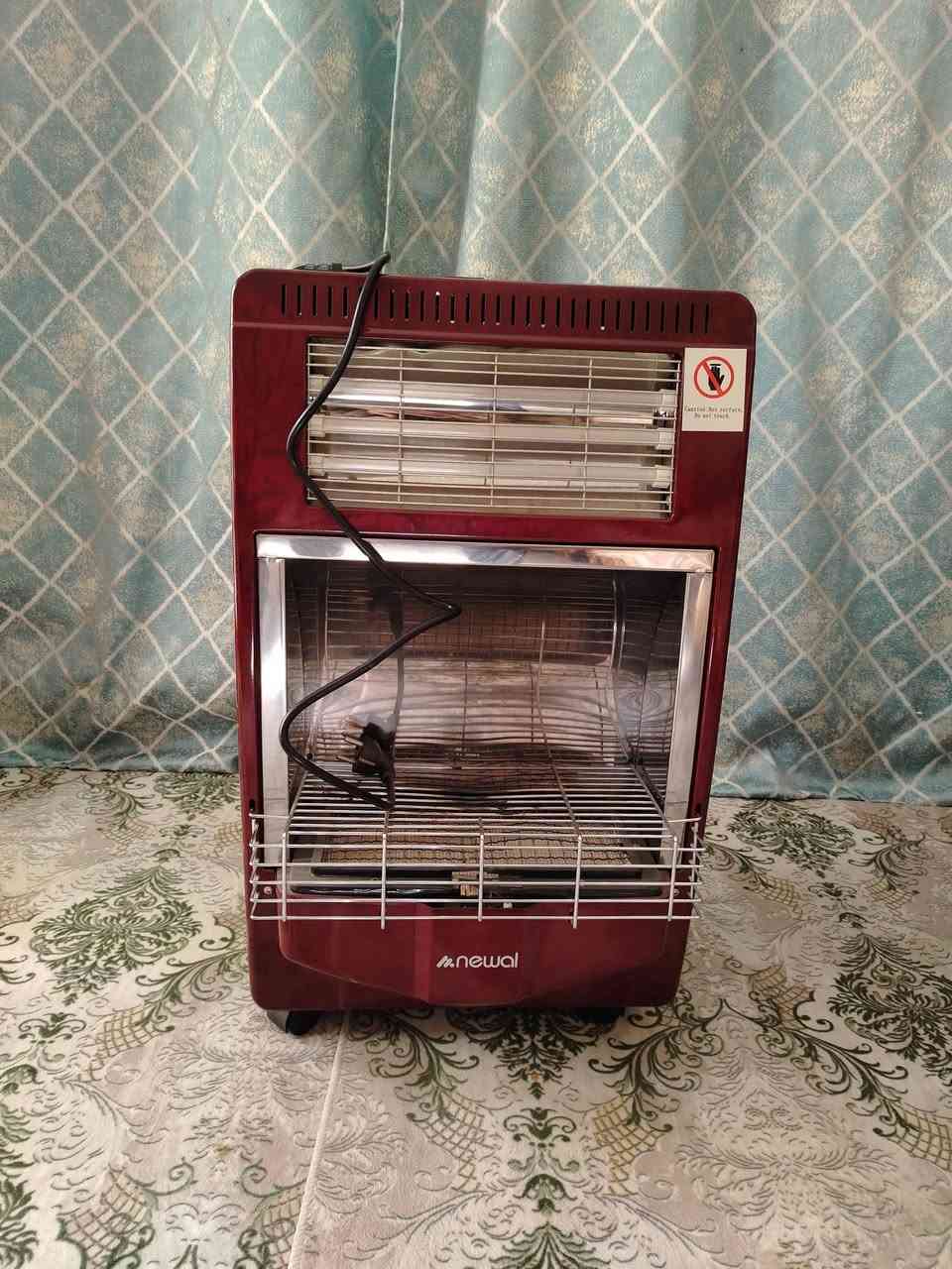 سلام عليكم صوبه نفطيه كرونا مامستخدمه بسعر ٨٠ وصوبه غازيه بيها عطل بسيط مع العلم الكهربائيه مالها شغالة مامستخدمه بسعر ٦٠ الاستفسار على رقم *********** عنوان ديوانيه
