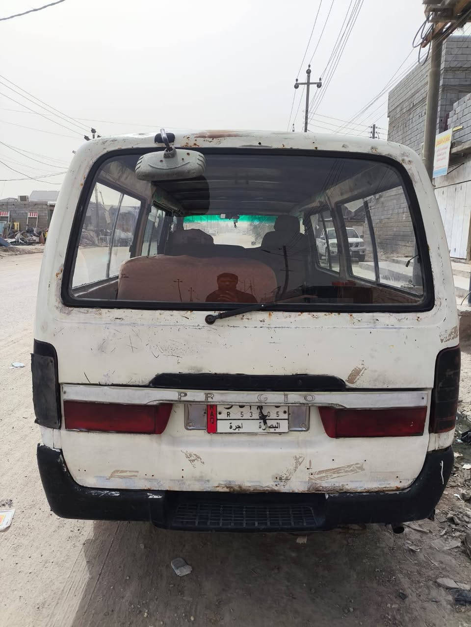 سيارة هايس موديل 96 مكينة ونجي 6 لا تنقيص ولا تبخير نگرة سلف ضفيرة جديدة باقية ع ربط الكهربائي البدي شوف العين حدادية نص عمر راعيهه بالزبير يمته ماتريد يحولك مصفرة غرامات بس الهيئة ما ادري شگد عليهه 
ب 18 وبيهه مجال قليل ***********
