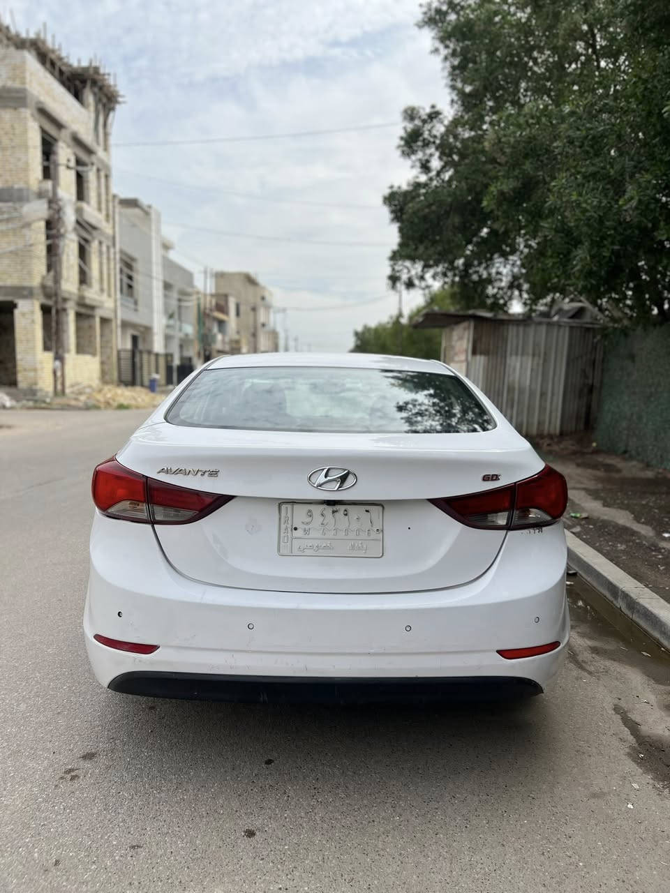 السلام عليكم 
النوع : هونداي النترا (افانتي ) خليجي 
الموديل : 2015 
الرقم : بغداد 
السياره : مرفق السونار مع الصور 
* كير محرك صدر تبريد كفاله عامه 
المواصفات : 
* محرك : 1600 عليه منظومه غاز
* كشنات تدفئه + جلد 
* تدفئة ستيرن 
* اشاير بلمري 
* تبريد قطعتين 
* تحكم ستيرن + كاميره 
* حساسات 
العنوان : بغداد - السيدية 
السعر : 105 وبيه مجال 
باقي التفاصيل الاتصال ؏ الرقم او واتساب 
***********
