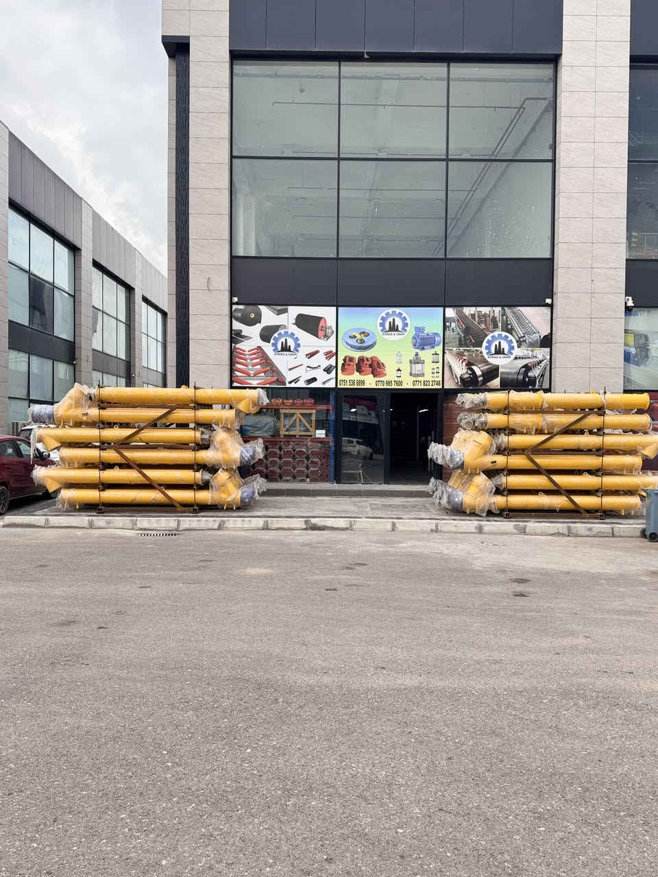 🔩 برينة الإسمنت – قوة، دقة، واعتمادية 🔩 
تم توفر برينات الإسمنت بجودة عالية وتصميم عملي،
مناسبة لنقل الإسمنت وجميع المواد البودَرية بكفاءة وأمان.
✅ نقل منتظم بدون تطاير غبار
✅ تصنيع قوي يتحمل العمل المستمر
✅ متوفرة بأطوال مختلفة
✅ مناسبة لمحطات الخلط والمعامل
📍 تجهيز حسب الطلب
📞 للاستفسار والتواصل معنا على الخاص أو عبر الاتصال
 
***********
