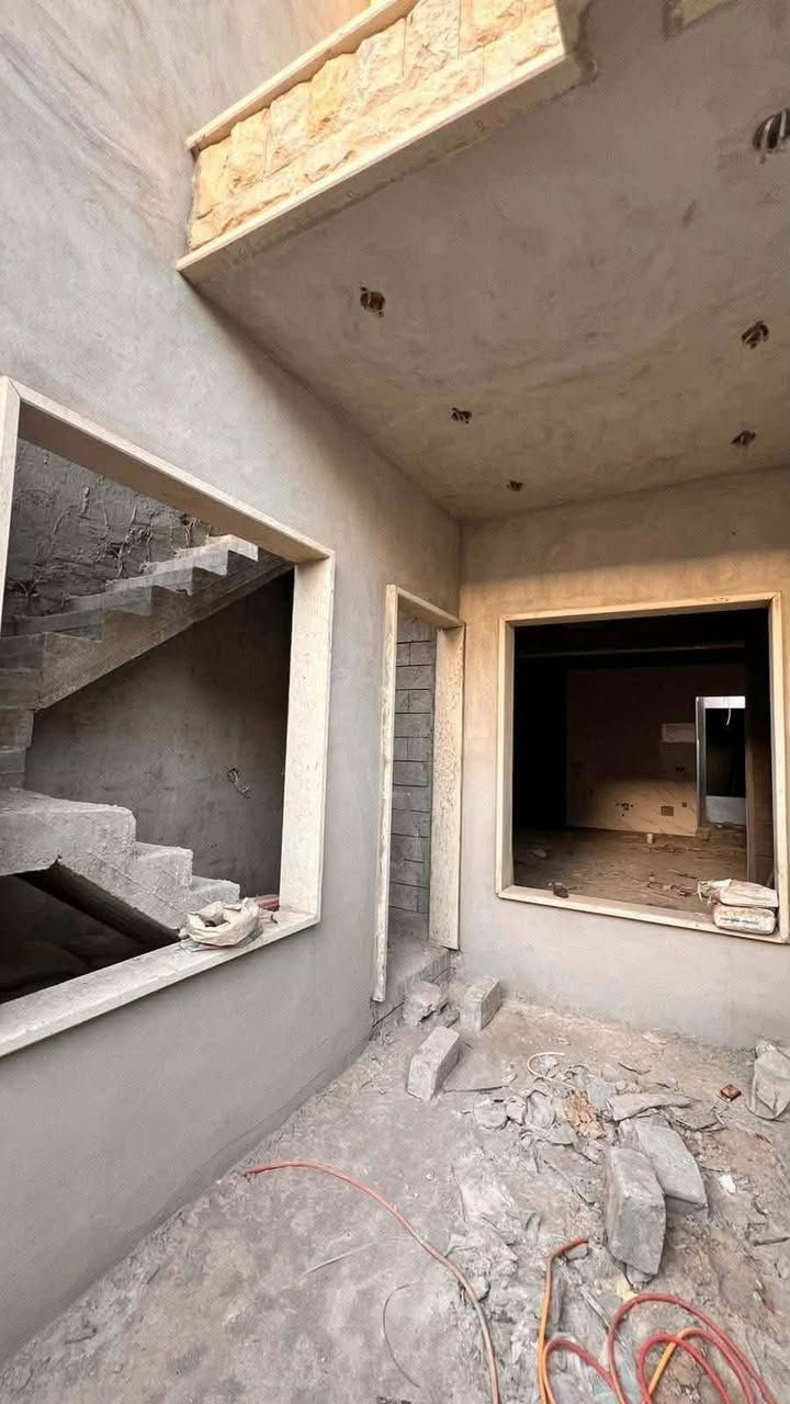 🛑 عروض  الغدير للعقار والمقاولات العامة 🏢 .

🛑 دار شبه الكامل للبيع في 🌍حي الفلاح الثانية 
🛑مقاطعة ٦📜 خلف دائرة المرور 
🛑طابقين فول مواصفات وكما موضح في الصور

🛑 مساحة الارض ( 100م) متر  .

🛑 للاستفسار عن السعر وباقي التفاصيل اكثر الاتصال على الأرقام 
      التاليه او مراجعة المكتب في حي الفلاح الثانيه:

       ***********        /        ***********

🛑 اضغط على زر المتابعه ليصلك كل ما هو جديد من عروضنا 👍 .

🛑 عنوان المكتب الموصل/ حي الفلاح الثانيه قرب الملعب الدولي مجاور دهونات القمة.

🛑 نستقبل كافة عروضكم التجاريه والسكنيه والزراعيه والجمعيات .
