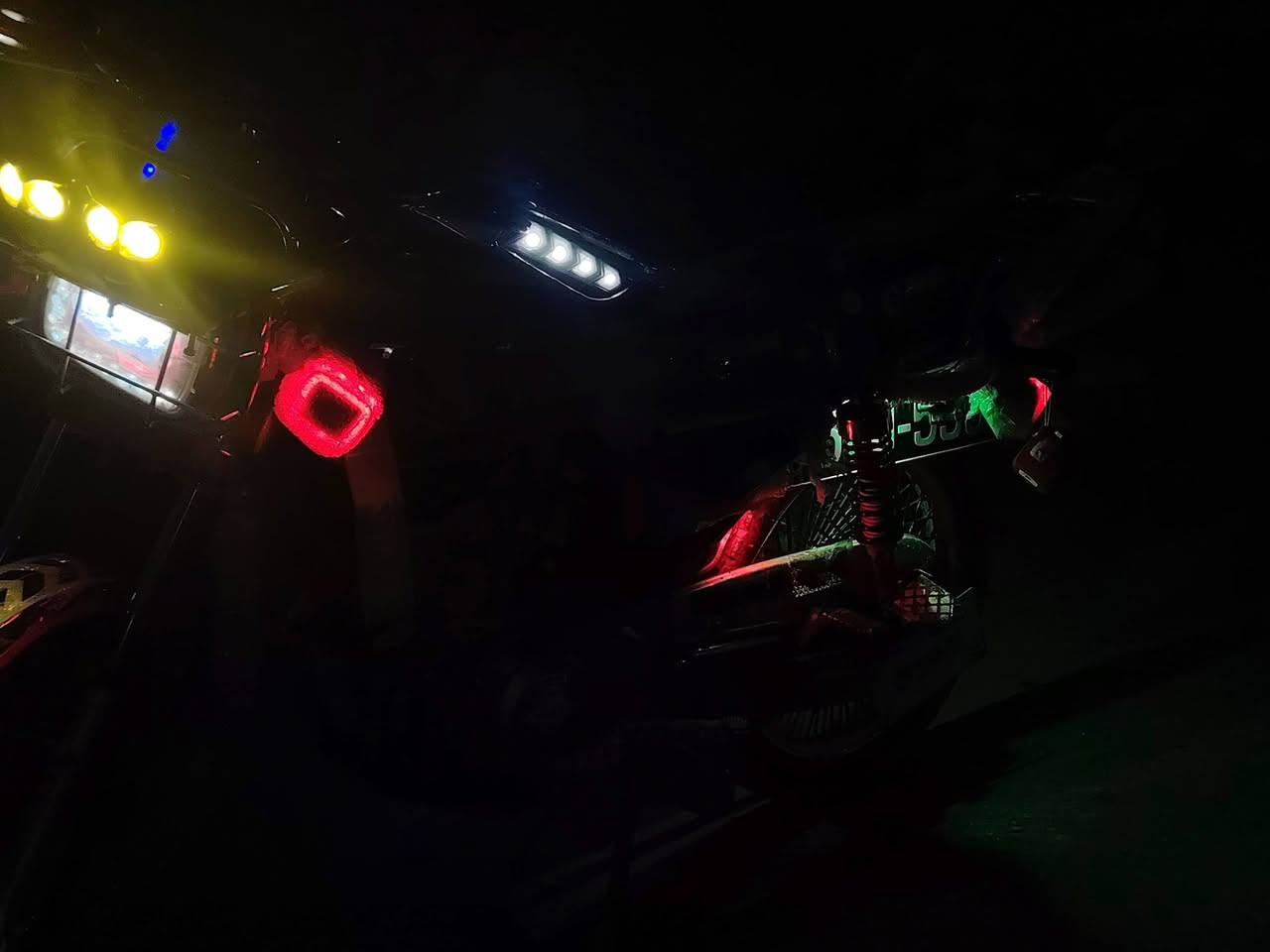 من بعد ألسلام
تايكر 2020 للبيع ابو الدرع كهربائيات شغاله عالي ناصي شرط وزن ثقيل باب اول ابو الدوسات الصفط ماطور محرك نضافه رقم واحد السعر خاص او اتصل ***********
