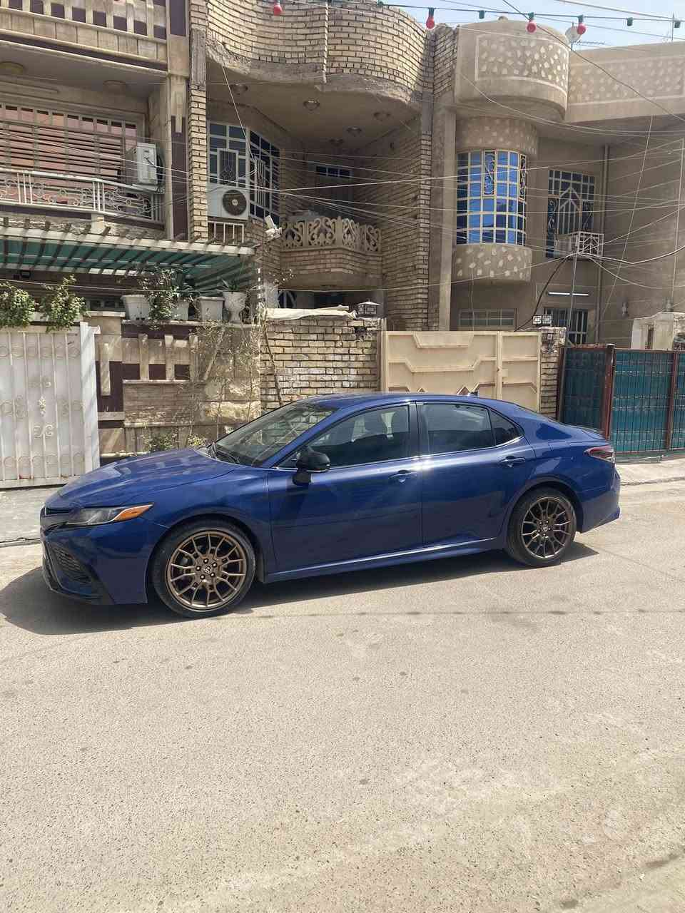 كامري موديل 2023 أمريكي SE بيهه فقط بنيد مصبوغ للبيع او المراوس حسب القناعه رقمي ***********
