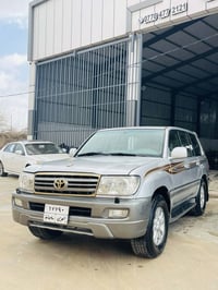 لاندكروزر • ٢٠٠٦ • كويسينجاك