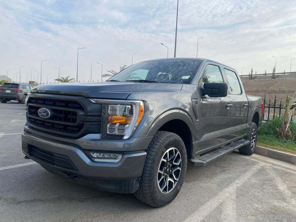 2023 Ford F-150 XLT 4X4 V8 5.0
للبیع

صبغ : باب واحد فقط و بودی مبدل بیلادي

مکان سیارة: اربیل

ماشي : ٢٩ الف میل

سعر :٣٢٥ ورقة و بیها مجال 

سیارة بجم کبس بس ایرباگ بردة طاگ

سیارة بودی قصیر و باب کبیر (المرغوب)

سیارة دبل اکسل و ٨ سلندر ٤٠٠ حصان (المرغوب)

سیارة مرقم اربیل کامل بدون نواقص فحص و هزة هم جدید

مواصفات: sport فول فول بدون بنوراما 

شاشه جبير فول فول

بصمة ابواب ورمز 

تشغيل عن بعد 

الكير طياري متحرك 

كشنات تدفئة و كهربائي

رادار مانع تصادم  أمامي  وخلفي

رادار خروج عن المسار 

رادار خلفي وحساس دعاميه 

رادار نقطة عمياء للمري  

باب طويل بدي قصير

سستم سماعات 

نطام الخرائط نڤكيشن وملاحه 

لايت فول LED 4 عدسات 

تراكشن مانع انزلاق فصل عام دكمه

مداخل AUX وتايبسي للجوال

نظام اوتو ستوب اطفاء ذاتي 

دفع رباعي 4*4 مع وضعيات سبورت وايكو وجبلي وبعد هواي مودات بيها 

فول تحكمات ستيرن 

متوفر واتس

سیارة موجود باربیل  تحول و وکالة ثاني یوم

***********

