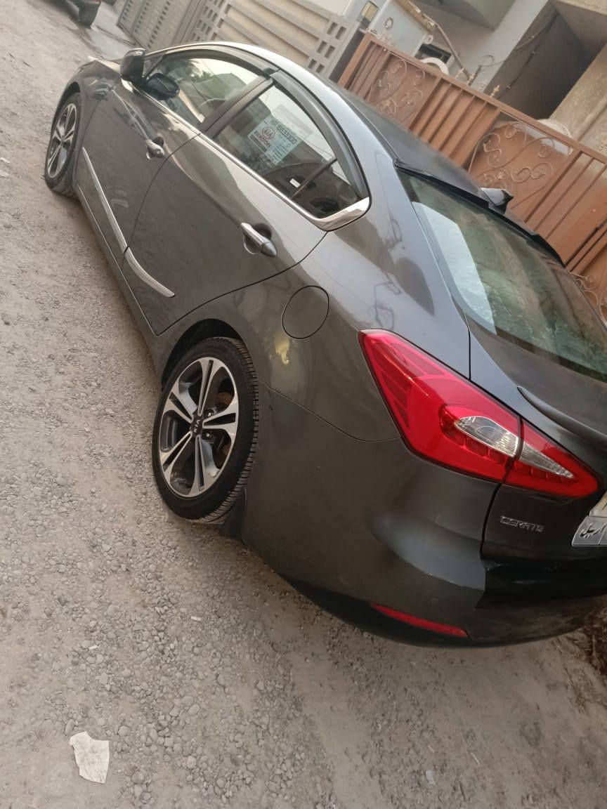 سيراتو 2014 خليجي فول مواصفات بصمه تحكم استيرن شفتات داخل جلد اسود فور ويل السعر 100 ورقة وبيهه مجال المكان بغداد الدوره شارع الشرطه للاستفسار الاتصال عبر رقم التلفون ***********
