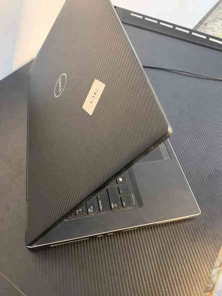 راح تشغل كل الي يعجبك...
راح تشغل كل الي يعجبك...
 معالج : CORE i7 8850H 
كرت : NVIDIA QUADRO P3200 6GB
ورام : 16GB DDR4 
وحجم 17.3 FHD 
وتخزين : 256GB SSD M.2

وطبعا محد راح ينطيك شاحنة اصلية بقدرة 240W وياها 

المحلات تنطيك شاحن تجاري بس اني انطيك الاصلي يلي يخلي اللابتوب بكامل قوته بدون اي فقدان لقدراته

كيبورد ضوئي - بطارية ممتازة - نظافة 97% نفس الصور 

ميحتاج اكلك يشغلك كل برامج الهندسة والالعاب

ضمانك؟ 10 ايام من اي خلل استبدال 
بطاريتك؟ ضمانها ساعتين فما فوق وتطول وفق تجربتي اكثر من 4 ساعات متواصلة 
ملحقات : حقيبة + ماوس + ماوس باد + شاحن
سعر شامل التوصيل: 574 الف دينار
تواصل وياية واتساب واشتريها : ***********
مو بس هاي معالج : CORE i7 8850H 
كرت : NVIDIA QUADRO P3200 6GB
ورام : 16GB DDR4 
وحجم 17.3 FHD 
وتخزين : 256GB SSD M.2

وطبعا محد راح ينطيك شاحنة اصلية بقدرة 240W وياها 

المحلات تنطيك شاحن تجاري بس اني انطيك الاصلي يلي يخلي اللابتوب بكامل قوته بدون اي فقدان لقدراته

كيبورد ضوئي - بطارية ممتازة - نظافة 97% نفس الصور 

ميحتاج اكلك يشغلك كل برامج الهندسة والالعاب

ضمانك؟ 10 ايام من اي خلل استبدال 
بطاريتك؟ ضمانها ساعتين فما فوق وتطول وفق تجربتي اكثر من 4 ساعات متواصلة 
ملحقات : حقيبة + ماوس + ماوس باد + شاحن
سعر شامل التوصيل: 574 الف دينار
تواصل وياية واتساب واشتريها : ***********
