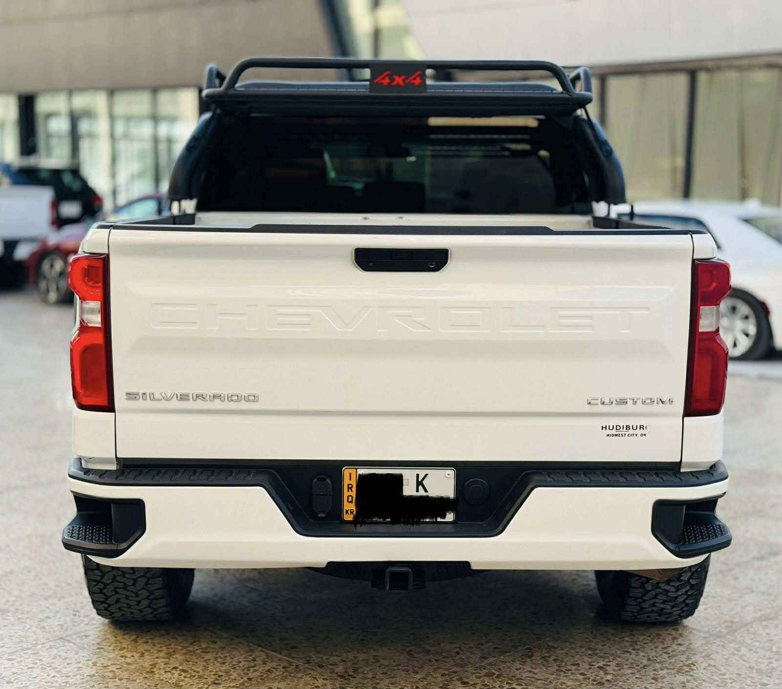 سلام عليكم شوفرليت سلفرادو موديل ٢٠٢٢ كوسم محرك اربعه سلندر باب طويل بدي قصير صور الحادث  بالمنشور رقم اربيل باسمي السياره جاهزه من كل شي مصروف عليها السياره مرفعه مكانها بغداد للتصال ***********
***********
مكلف بنشر الخاص مغلق بس على الهاتف
