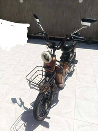 دراجة شحن • ٥ بطاريات • ضمان بطاريات