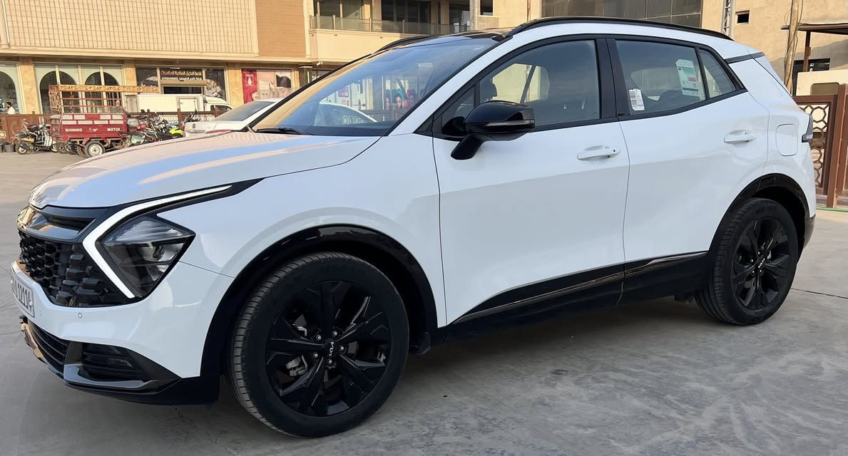 السلام عليكم كيا سبورتاج بلاك اديشن– موديل 2025 – رقم أربيل
بانوراما
فول موصفاات
ماشيه 11 الف  فقط
المواصفات:
كفاله عامه
فتحة سقف بانوراما كهرباء
شاشة كبيرة + Apple CarPlay / Android Auto
كاميرات 
السنويه جديده تنتهي 2029
حساسات أمامية وخلفية
رادار 
مثبت سرعة ذكي
بصمة تشغيل ودخول
فرش جلد
مقاعد كهرباء
تكييف ديچيتال
مرايات كهرباء وضم
إضاءة LED
السعر 255 بيه مجال قليل 
مكان السياره الرمادي 
***********
***********
