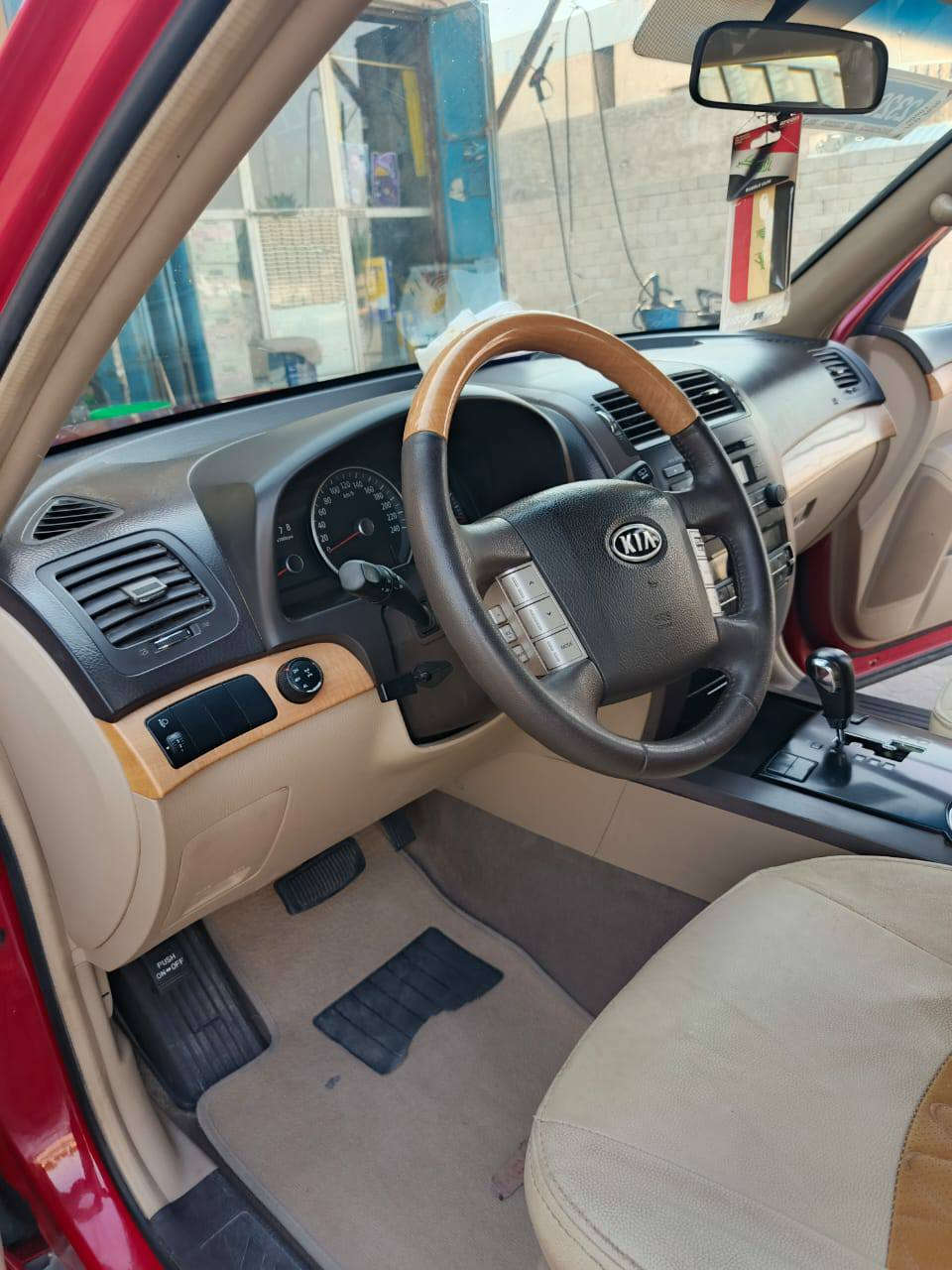 السلام عليكم ورحمة الله وبركاته اخواني الاعزاء في الكروب المحترمين سيارة كيا موهافي موديل ١٣خليجي مكفولة كفالة عامة من ضربة صبغ تبديل سنوية لل٣٠ محرك بلاد ٣٨٠٠السيارة خليجي بيهة صبغ البنيد فقط بي جراد وصبغتة السيارة فور ويل كشن كهربائي تبريد ثلاثة قطع تخم تاير جديد حدادة كلهة جديدة  رقم بصرة دولي وهزة جديدة مكان السيارة البصرة السعر ١٤٥ورقة وبيهه مجال قليل البصرة, العراق


**إذا كنت صاحب هذا الإعلان وتريد حذفه لأي سبب، رجاءا أرسل رسالة إلى الدعم الفني**