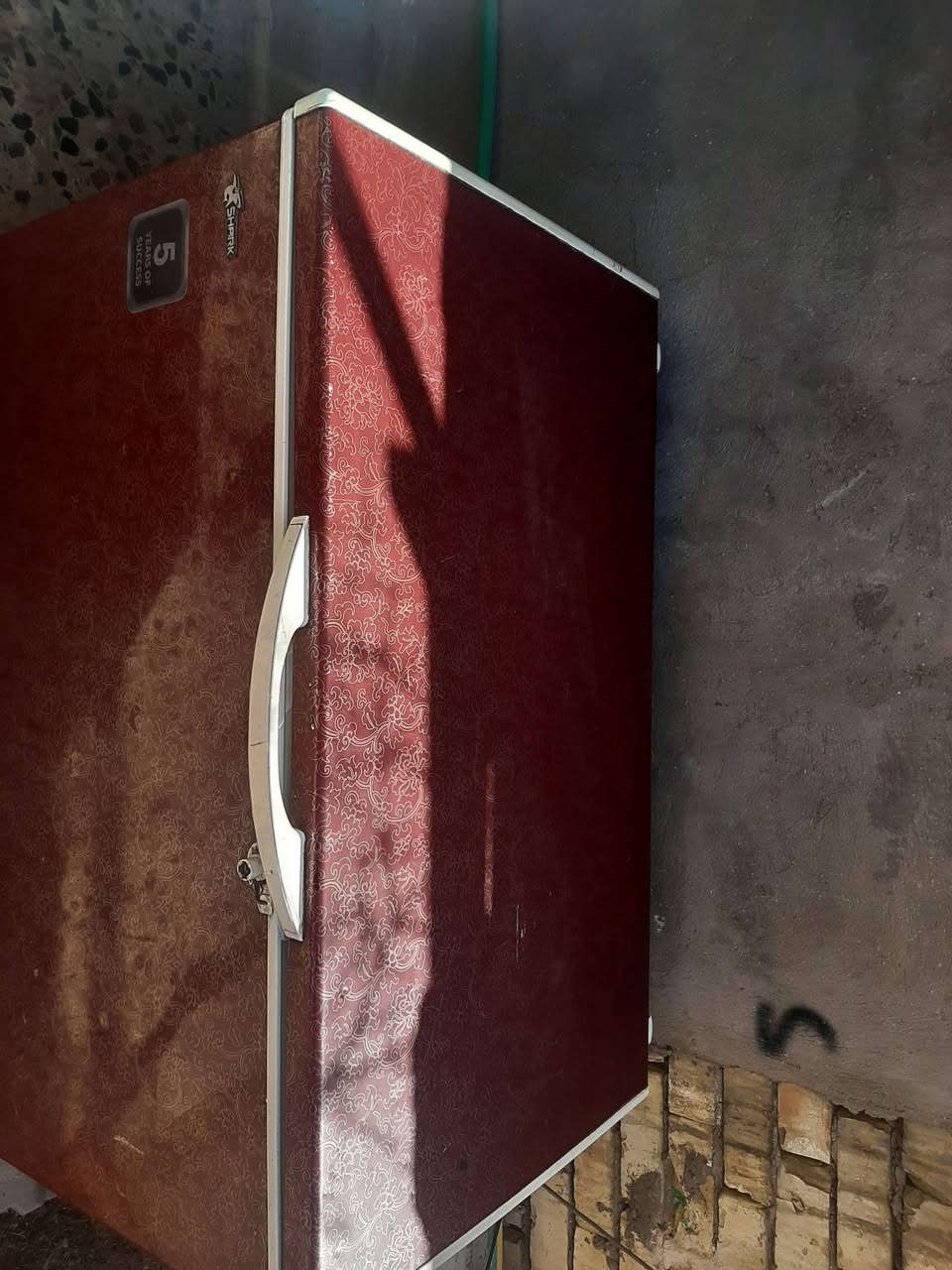 للبيع مجمده تجميد فول الله شاهد حجم كبير مكاني نهايه حي اور السعر ٢٠٠ وهذا رقمي ***********
