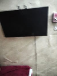 بلازما للبيع ما داخلة تصليح السعر75 سعرها قفل جوه السوك 07805193921