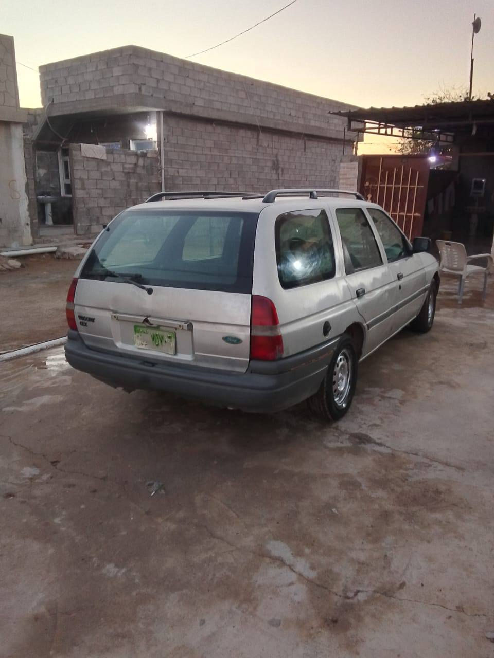 سلام عليكم سياره فورت سكورت موديل 91 سنويه اخضر شرط تحويل كير شرط مكينه بي رغاوه كهربايات شغال ما بي صبغ بدون حادذ  تدفئه شغال سعر سياره 14 ورقه عنون موصل حمدانيه (***********
