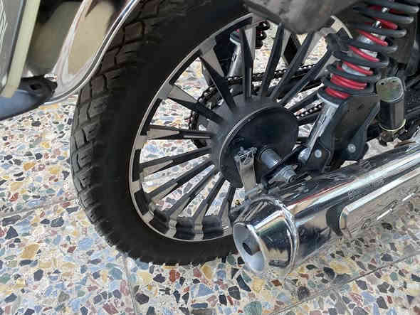 سلام عليكم دراجه ايراني نوع سولك موديل 2025 دراجه اي نقص مابيه  دراجه نضافه 100/100 احلا من الصوره محرك بلاد  حجم المحرك 200 
دراجه كفاله عامه جيب فيتر وتعال 
شاشه بيه خلل بصيط 
850 وبيه مجال حك الجيه وضيافتها 
***********رجأ وتساب فقط 
***********هذا فقط رصيد 
وغير متواجد ع الفيس .
