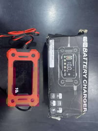 شاحنة بطاريات • معدات كهربائية