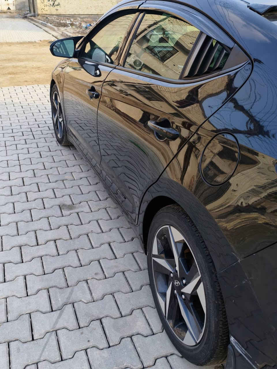 السلام عليكم 
النترا 2018 امريكي اسود رقم اربيل ضرر بارد فقط  السعر 128العنوان بغداد للتواصل ***********
