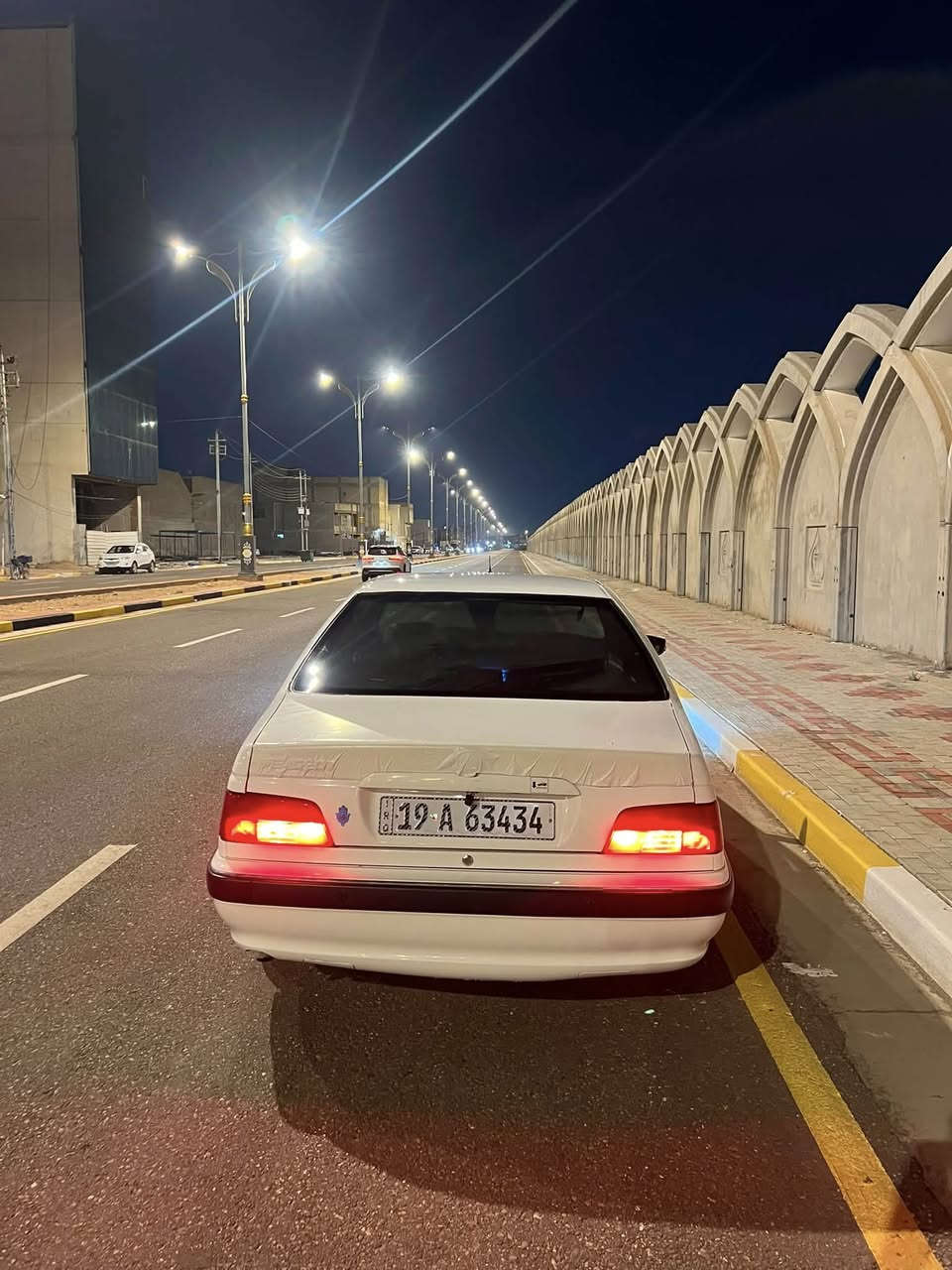 سلام عليكم بيجو بارص مديل  2021 كفاله السياره نقص مابيه حداديه تايرات تبريد كهربائيات كله شغاله السياره اي نقص مابيهه العنوان كربلاء للستفسار ***********
