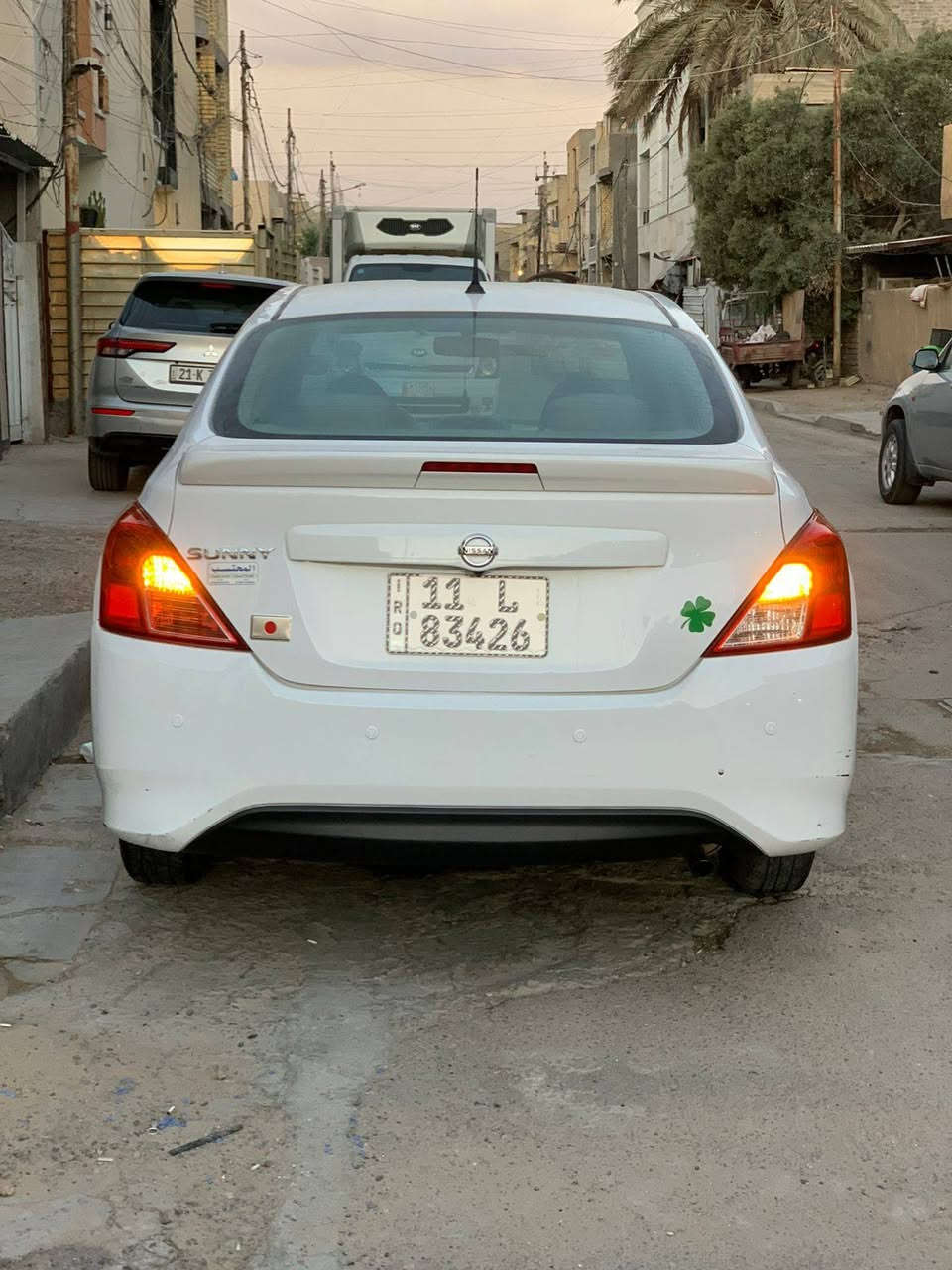 سلام عليكم 
للبيع 💵
سني هندي بليته زركه 🔵
جديده بمعنى الكلمه 😍
سياره وضع الشركه 👍🏻
🩸رقم بغداد انكليزي 
هزه جديده 
سنويه باأسمي تحويل مباشر 
----------------------------------------
# السياره قطره صبغ مابيها مكفوله من الصبغ وين ميعجبك افحص بيها طعجه صغيره مذكوره بارد وبيها شخط بل باب
السونار مرفق ويا الصور
  ⛔.✅
----------------------------------------
موديل 2021

 ماشيه  50 km  عداد حقيقي

السعر  116 بيهه مجال بسيط 

السياره جاهزه صدر كير محرك بلاد ممفتوح   تخم تاير كله جديد ✅ على وضع الشركه
تبديله دهن جديده 
سويجات عدد 2 🔑
شاشه كامره حساسات خلفيه بلاد
☎️الاستفسار 
***********
*********** وات ساب 
-----------------------------------
📍بغداد الدوره حي اسيا 
الميعجبه السعر كلشي موجود 
بلسوك الله يوفق الجميع 
تحياتي ....     
حياكم الله 🤍                                                     🎗️🥇
