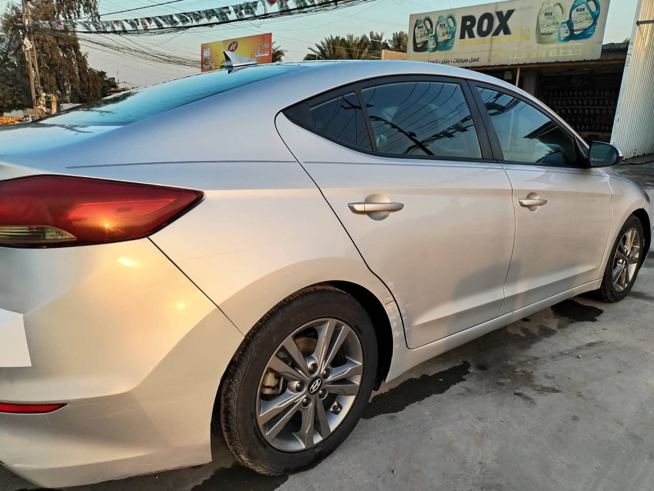 النترة( 2018) وارد أمريكي حجم المحرك (2000) حادث جاملغ وخشم البنيد مصبوغ بدون شواصي ( رش باب سايق بدون حادث) (جاملغ لايمن رش كلير من شركة)(نص فول سيارة) تبريد ثلج 🥶وصور الحادث موجوده وا سونار. تحويل مباشر كلشي موضح   مكان سيارة بغداد  بسماية او المدائن سعر (115)بيها مجال رقم ***********
