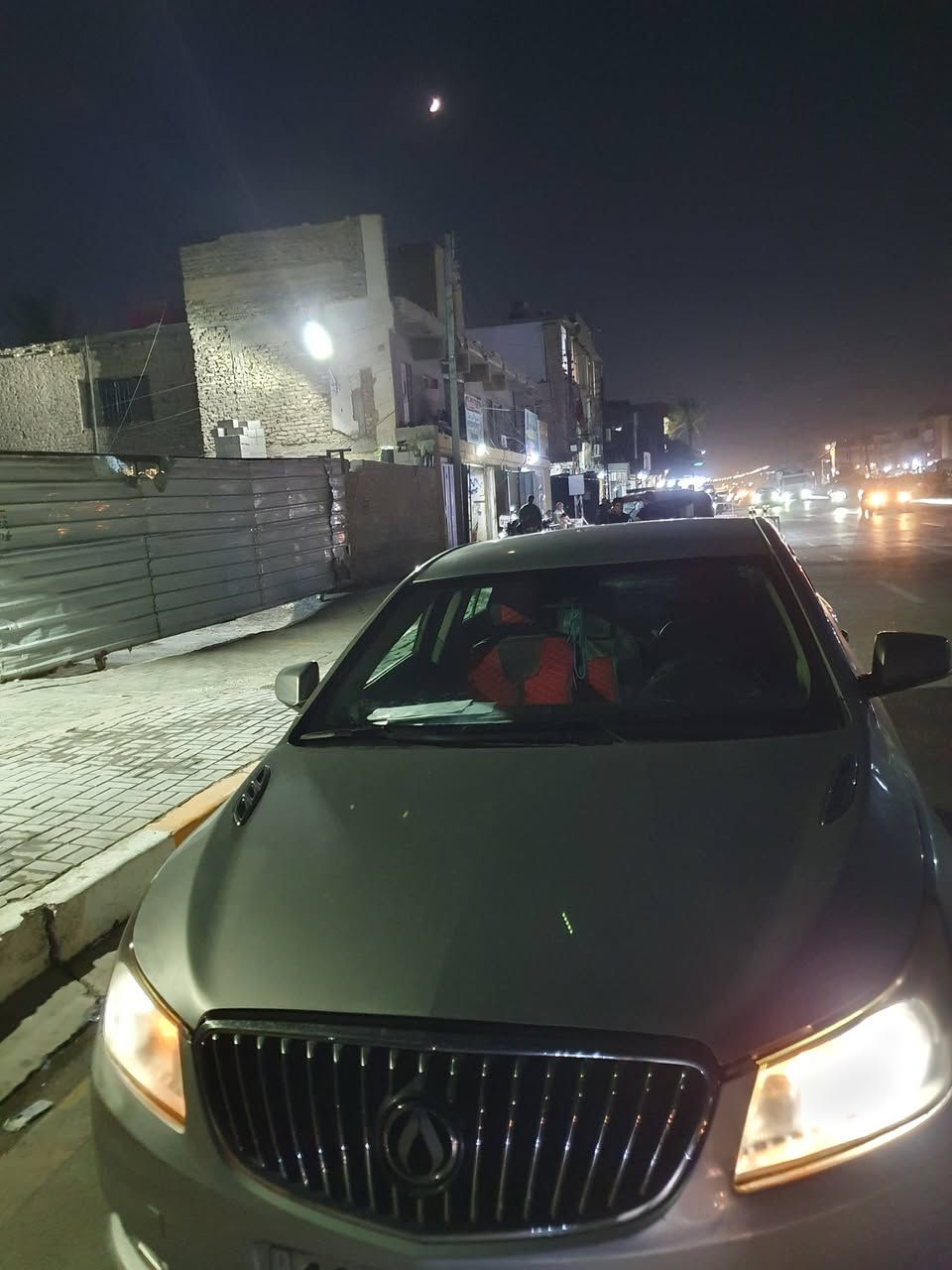 سلام عليكم سيارة أمريكي وارد كوري كير ومحرك امبالاة كير ومحرك لجيس تبريده ثلج فول شاشة بلاد كشنات كهربائي تبريد تفئة بل كشنات مري كهرباء وشفط بصمة تشغيل وبواب باتري جديد صدر امامي خلفي تمام اتصال ***********  سعر ٧٥ وبيها مجال
