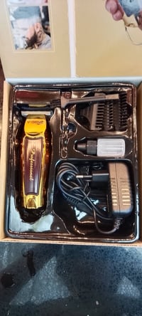 مكينة حلاقة • BiNZ • ملحقات كاملة