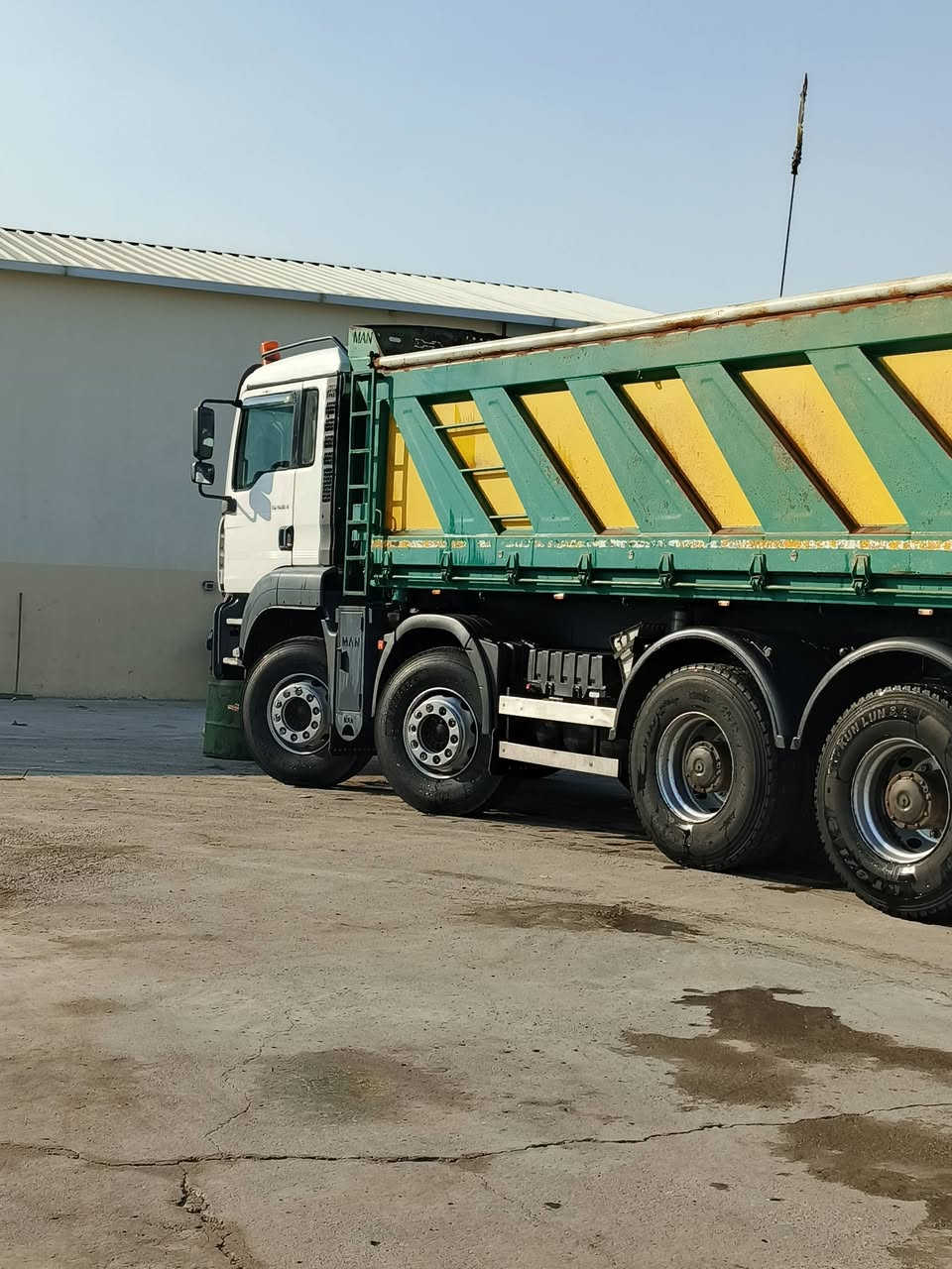 سلام عليكم للبيع مكفوله بم ونوزل مكان ديالى بعقوبه ***********
