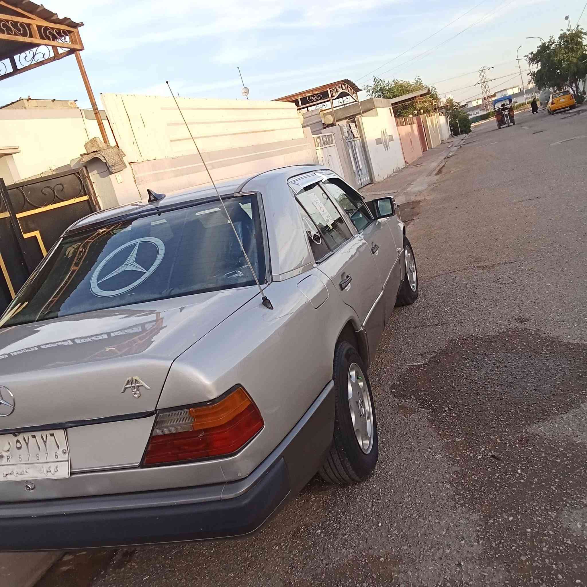 مارسيديس موديل 92 كير محرك بطة حجم 2ونص
صبغ عام 
***********
