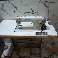 البييع سعر 200بيه مجال 07707974086