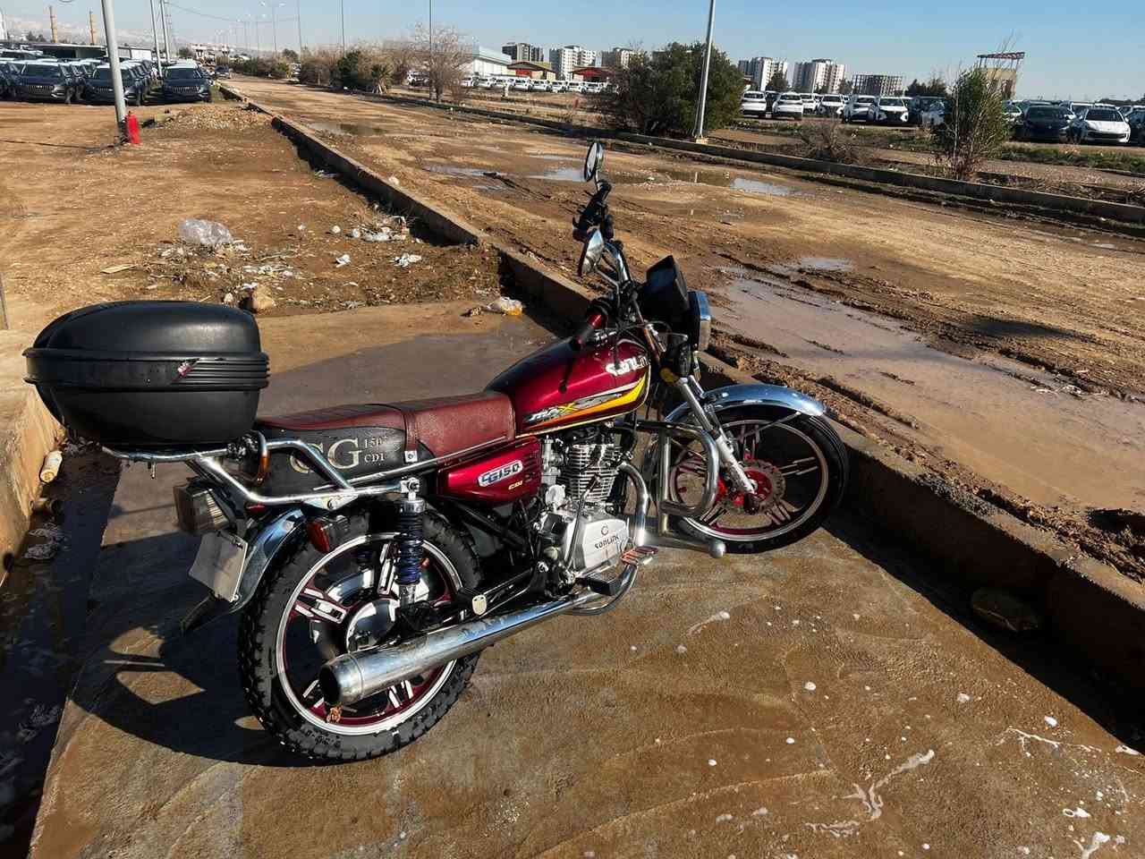 السلام عليكم اخوان مأطور للبيع موديل 2023 مكينه كبس عقد بيع موجود منفيس موجود ماطور بلادي كله شغال 
  واسأب موجود 
***********
