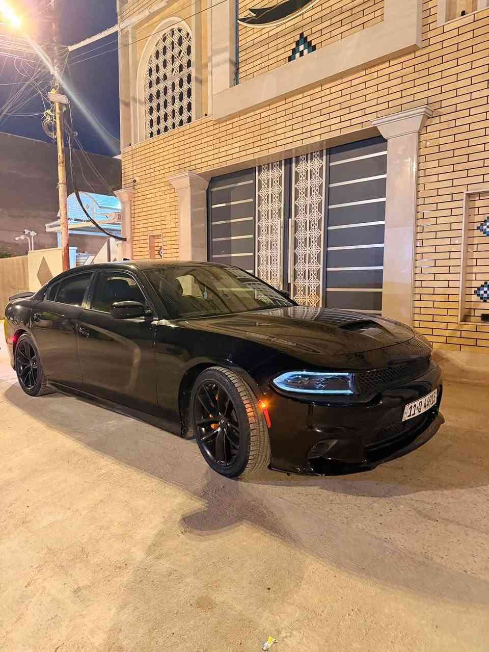 السلام عليكم
جارجر gt للبيع
موديل 2023 last call 
الإصدار الاخير 🇺🇸
اورنج أدشّن مميزة 
المحرك المرغوب 6 سلندر 3600
فول مواصفات 
عدا الفتحة 
ماشية 20 الف فقط
الحادث بسيط بابتين مبدلات اصل نفس اللون بلادي 
وربع الجاملغ صبغ 
السياره جديده نصبتهه تخبل 
مكان السيارة 
بغداد البنوك 
‭***********‬
