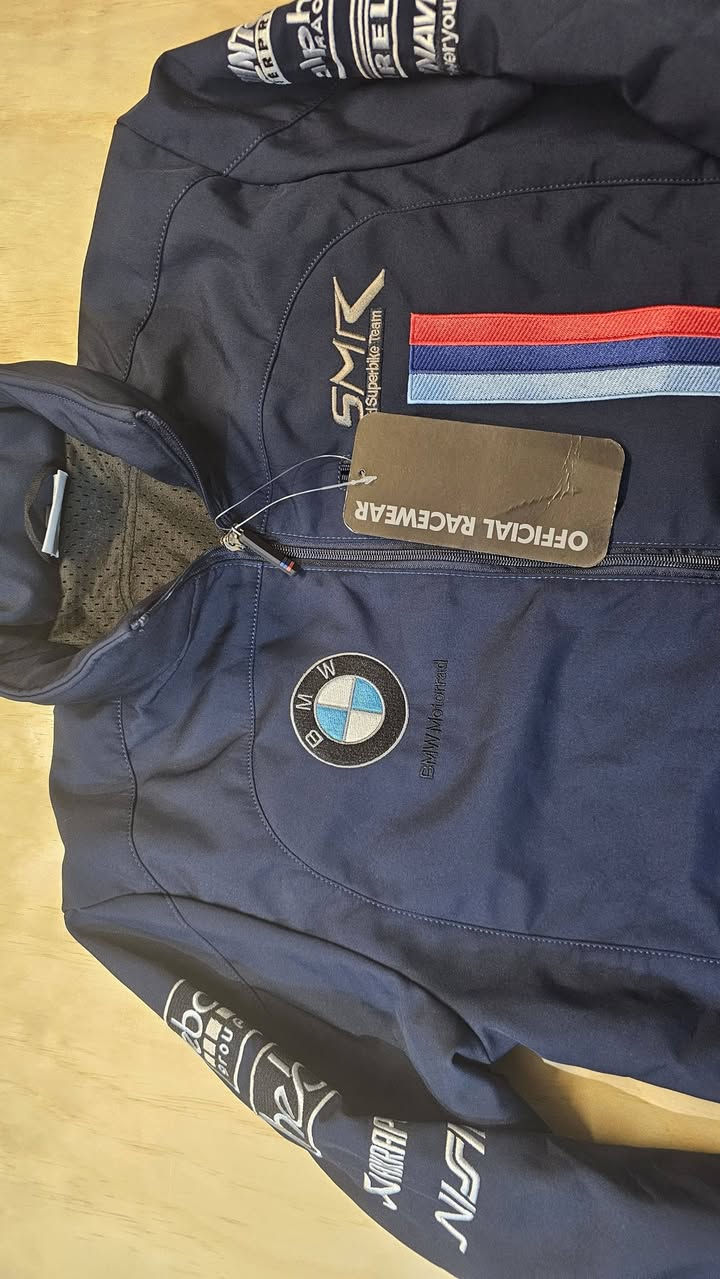 التميز يناديك 

يتوفر لدينا  سويترات بتصاميم عالية شاهد واستمتع

لون نيلي 

قياسات L , XXL , M
 
السعر  ١٥٠ الف 

شاهد الصور واستمتع  بالخيارات المتنوعة 

 

للمزيد من المعلومات  او الطلب ، تواصل  معنا  على الخاص  او التواصل  على الواتسآب عبر رقم  الموبايل  ***********
