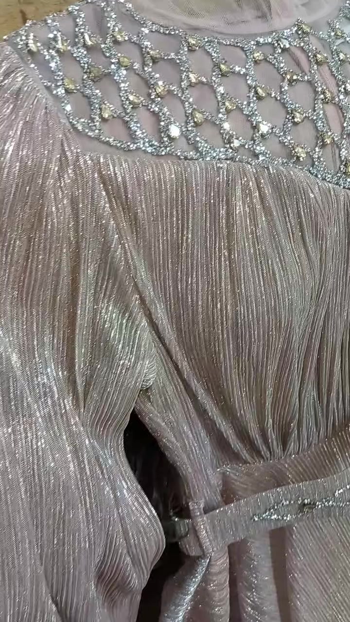 فستان للبيع ملبوس ساعة وحدة او اقل سعرة ٥٠ وبي مجال


**إذا كنت صاحب هذا الإعلان وتريد حذفه لأي سبب، رجاءا أرسل رسالة إلى الدعم الفني**