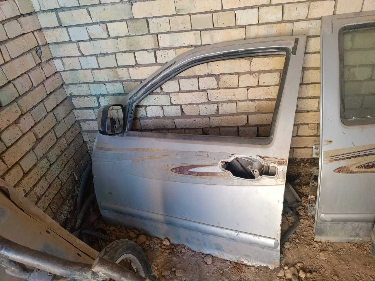 سلام عليكم قطع غيار كريت ويل 2012معارقم قادسيه تصقيط ب 15ورقه ***********
